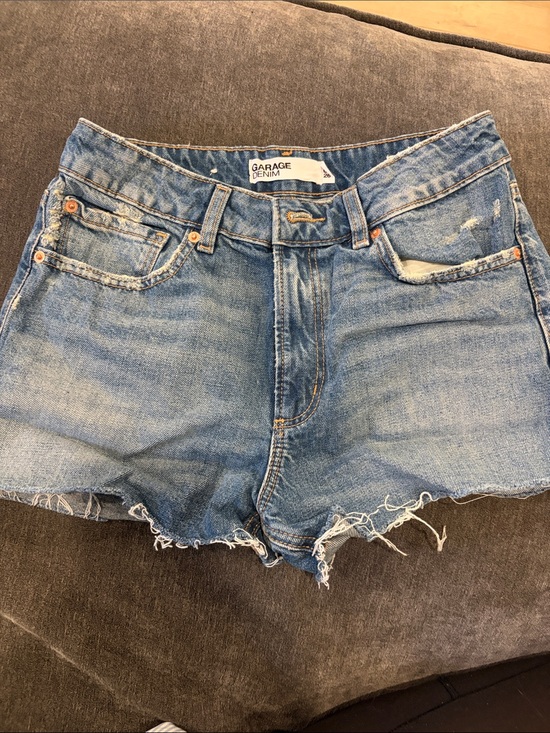 Garage Pants - Garage Denim Cutoff Shorts in Light Blue Wash